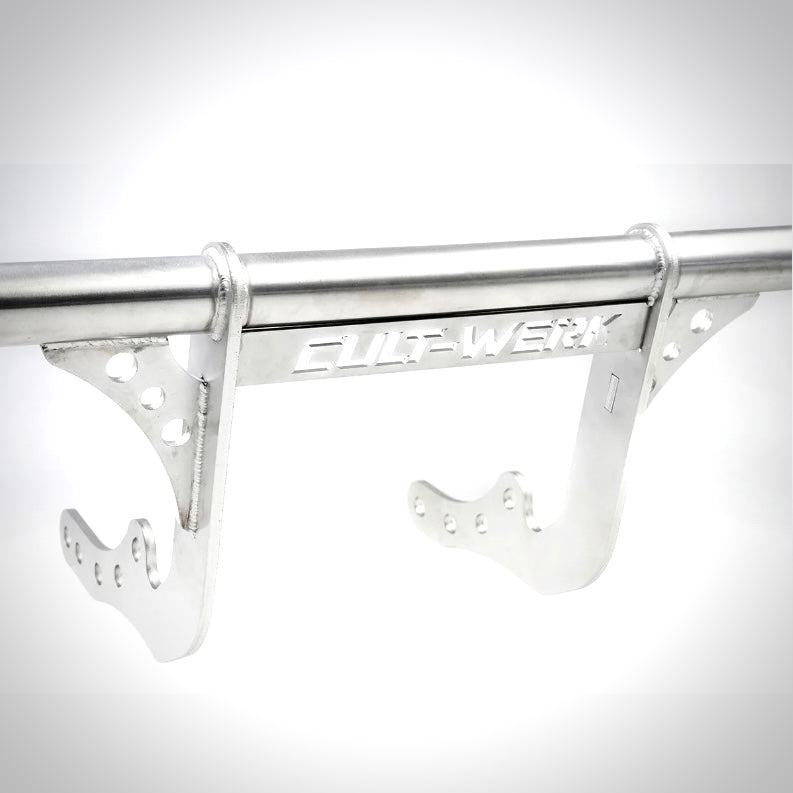 Cult-Werk Crash Bar Clubstyle delantero (para Softail con Mid-Controls desde 2018)