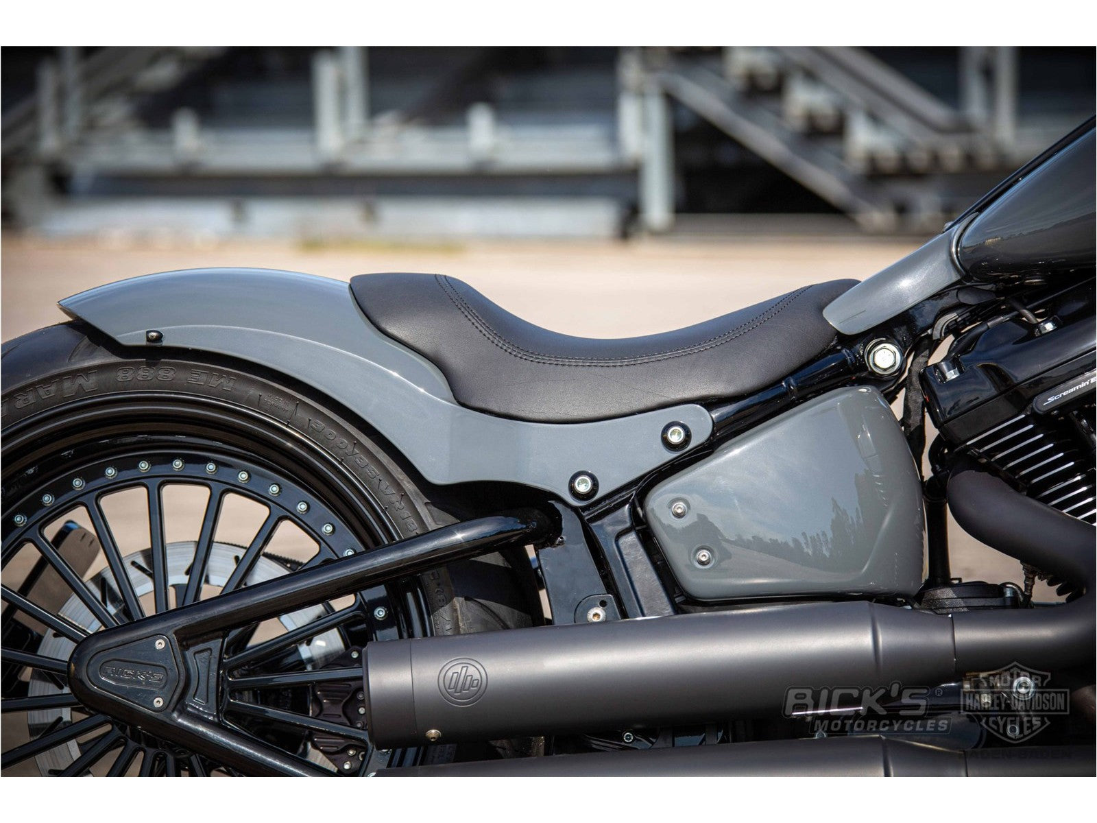 Rick's Heckfender 300er Kit (für M8 Softail ab 2018 mit breitem Rahmen)