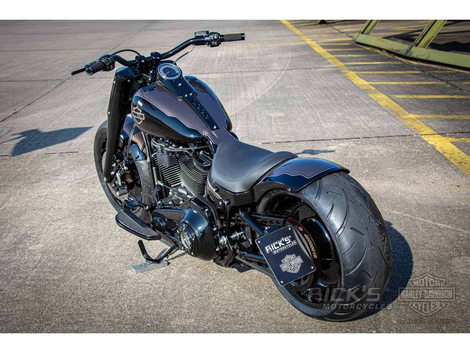 Kit completo de guardabarros trasero de acero Rick's (para M8 Softail Fat Boy 2018 en adelante)