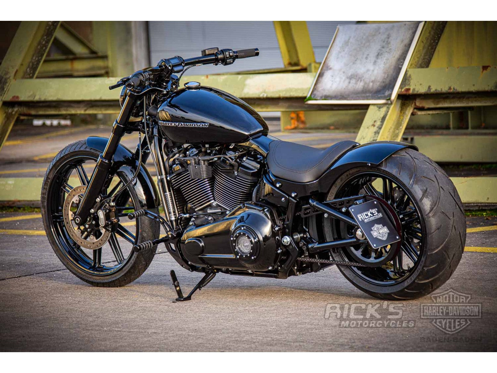Rick's Heckfender aus Stahl Komplettkit (für Softail Breakout M8 ab 2018)