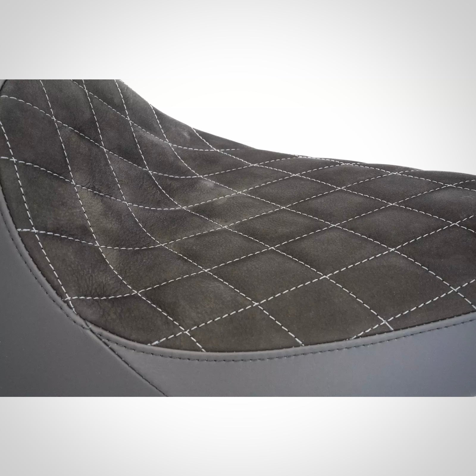 Thunderbike Einzelsitz Echtleder Diamond Stitch (für Breakout ab 13-17)