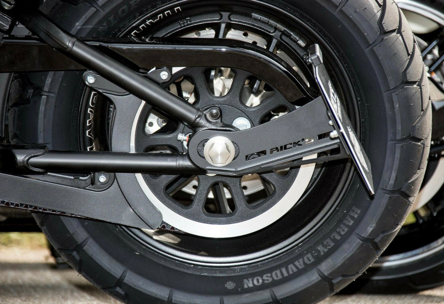 Rick's side license plate holder (for Softail from 2018)