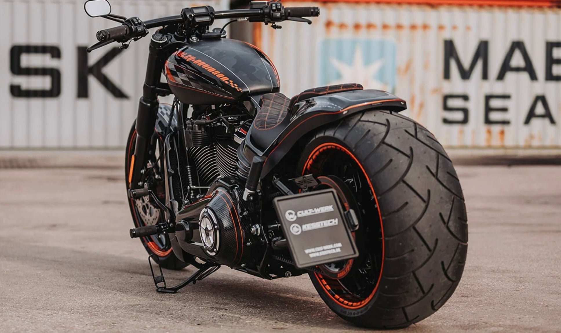 Cult-Werk RACING Heckumbau Kit (für Breakout 18-22)
