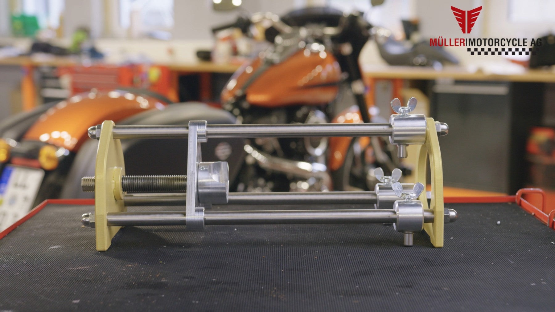 Müller Federbeinpresse (für Montage Tieferleger)