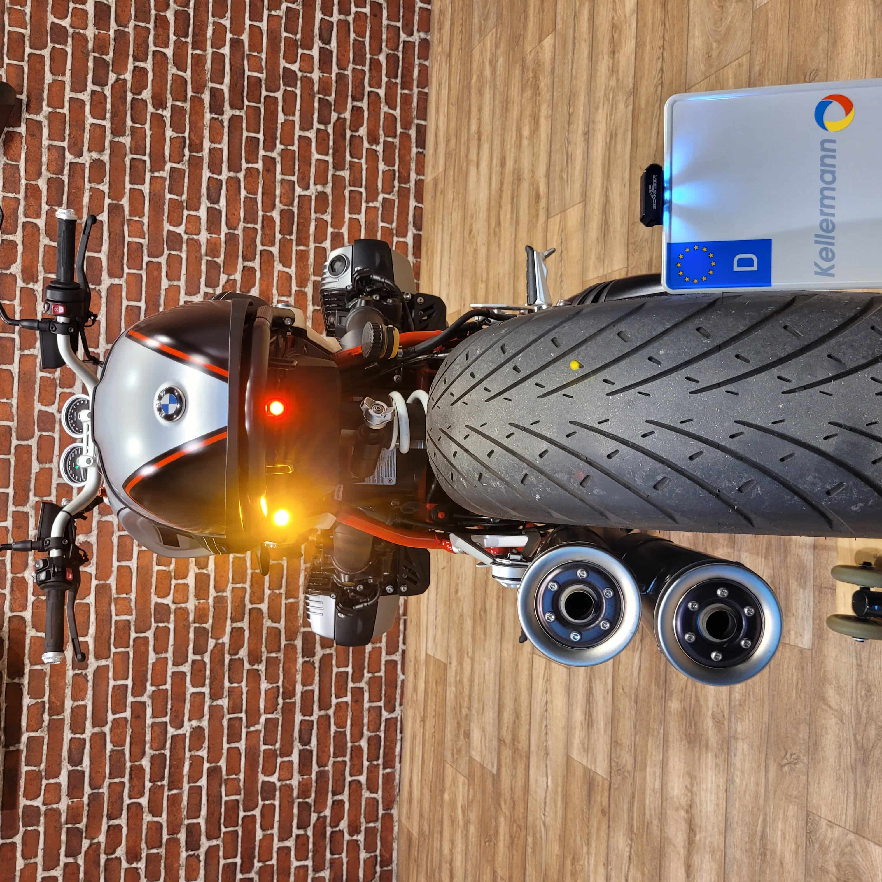 Kellermann Spot® Mini LED indicators front and rear on both sides