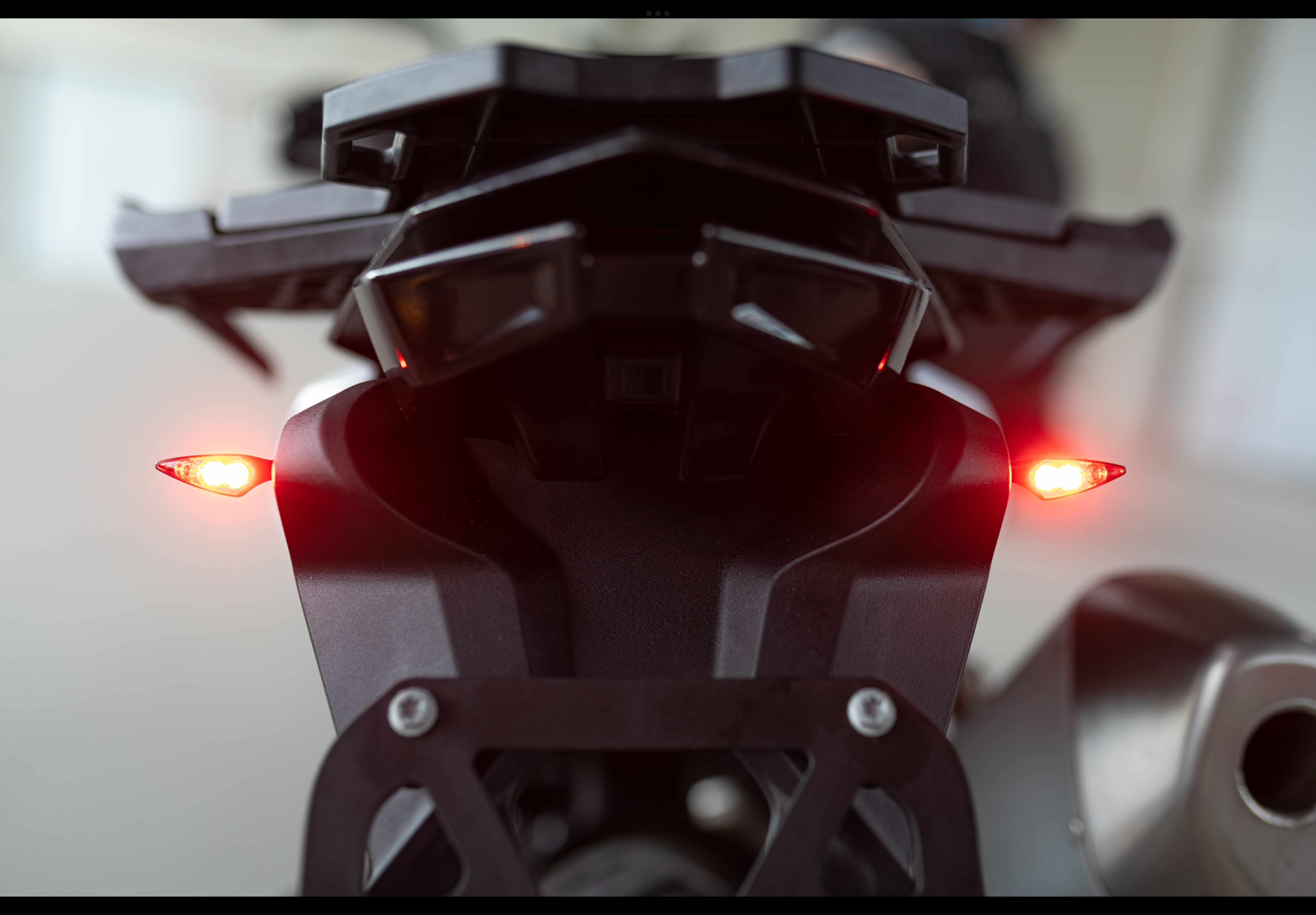 Kellermann Rhombus S DF Dark Indicator 3 in 1 rear