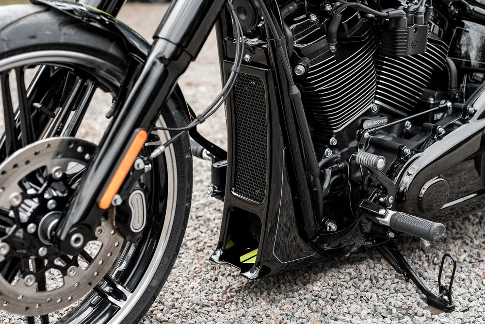 Killer Custom Cubre Radiador Agressor (para Softail con M8 desde 18)