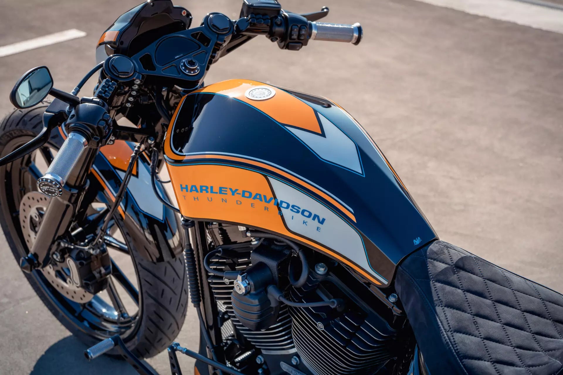 Thunderbike Custom Alu Tank GP-Style (para Softail del 00-17 con inyección)