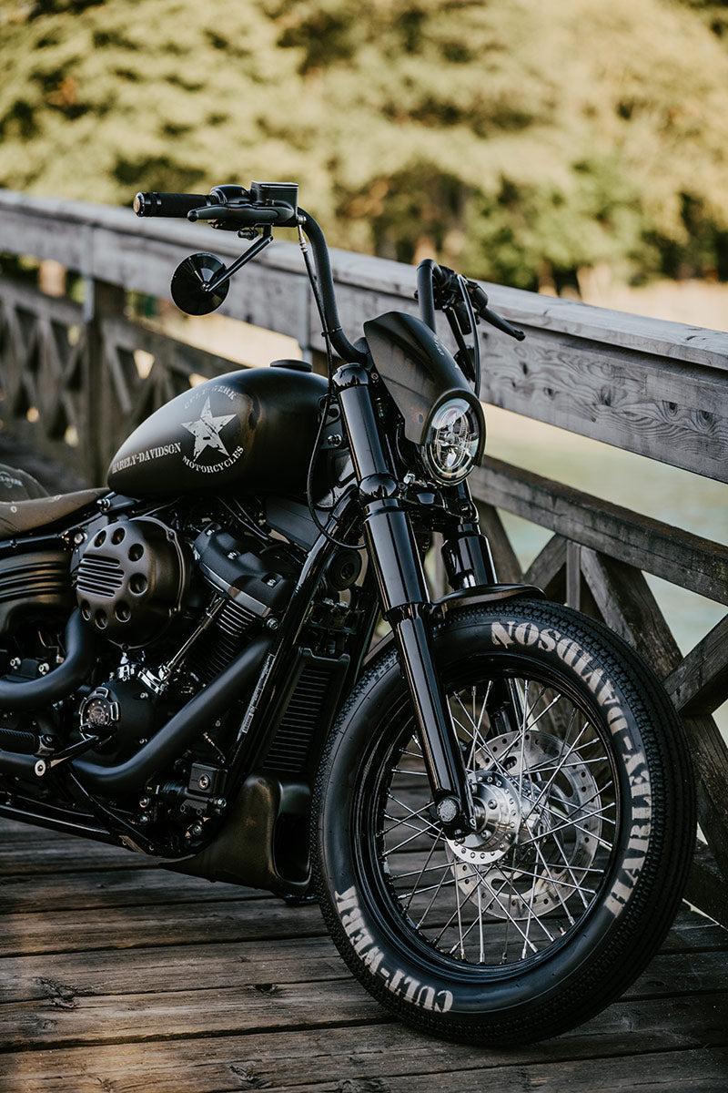 Cult-Werk tank lift (for Street Bob &amp; Softail from 2018)