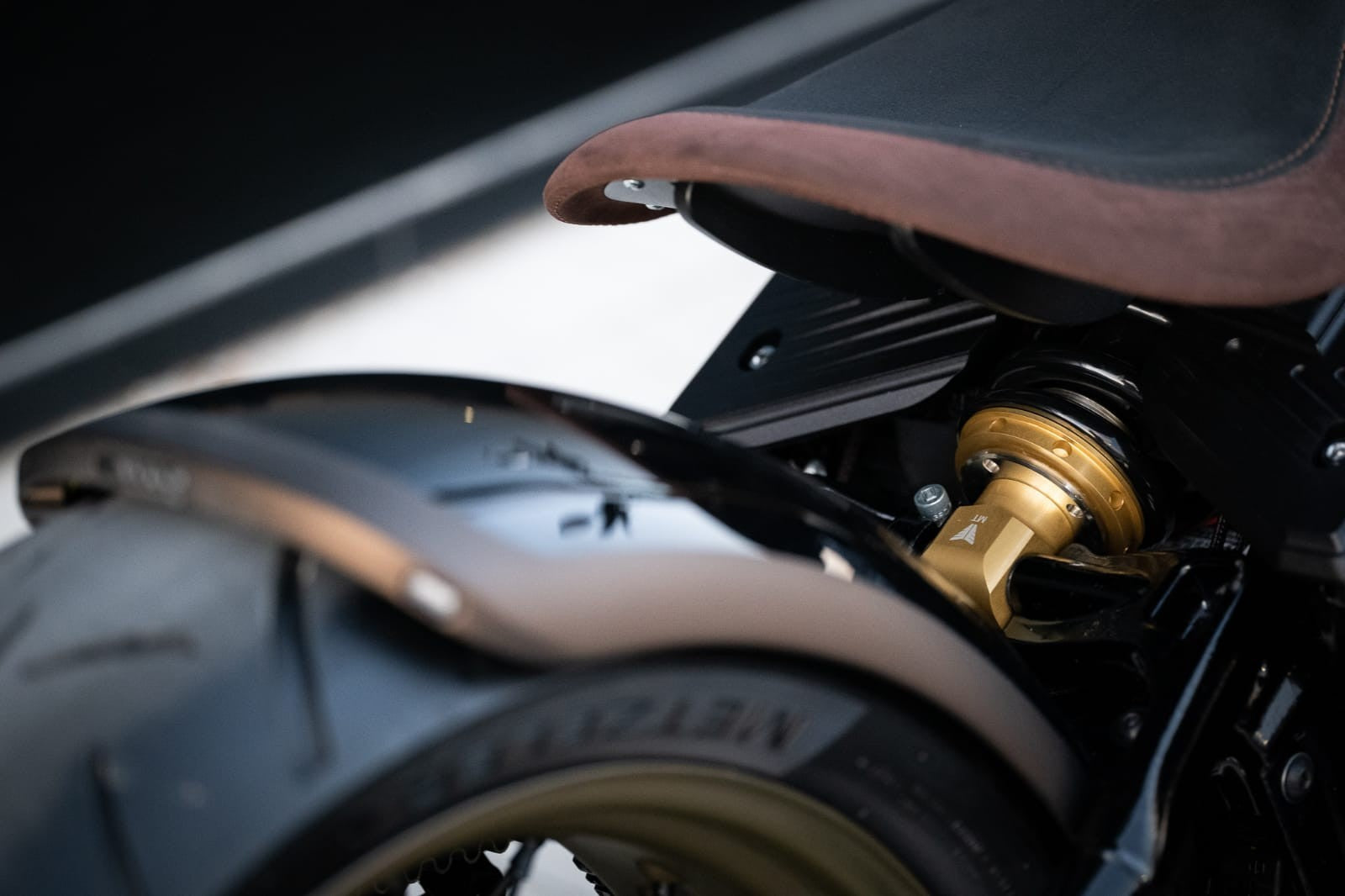 Müller lowering kit (for various models with Milwaukee-Eight engine)