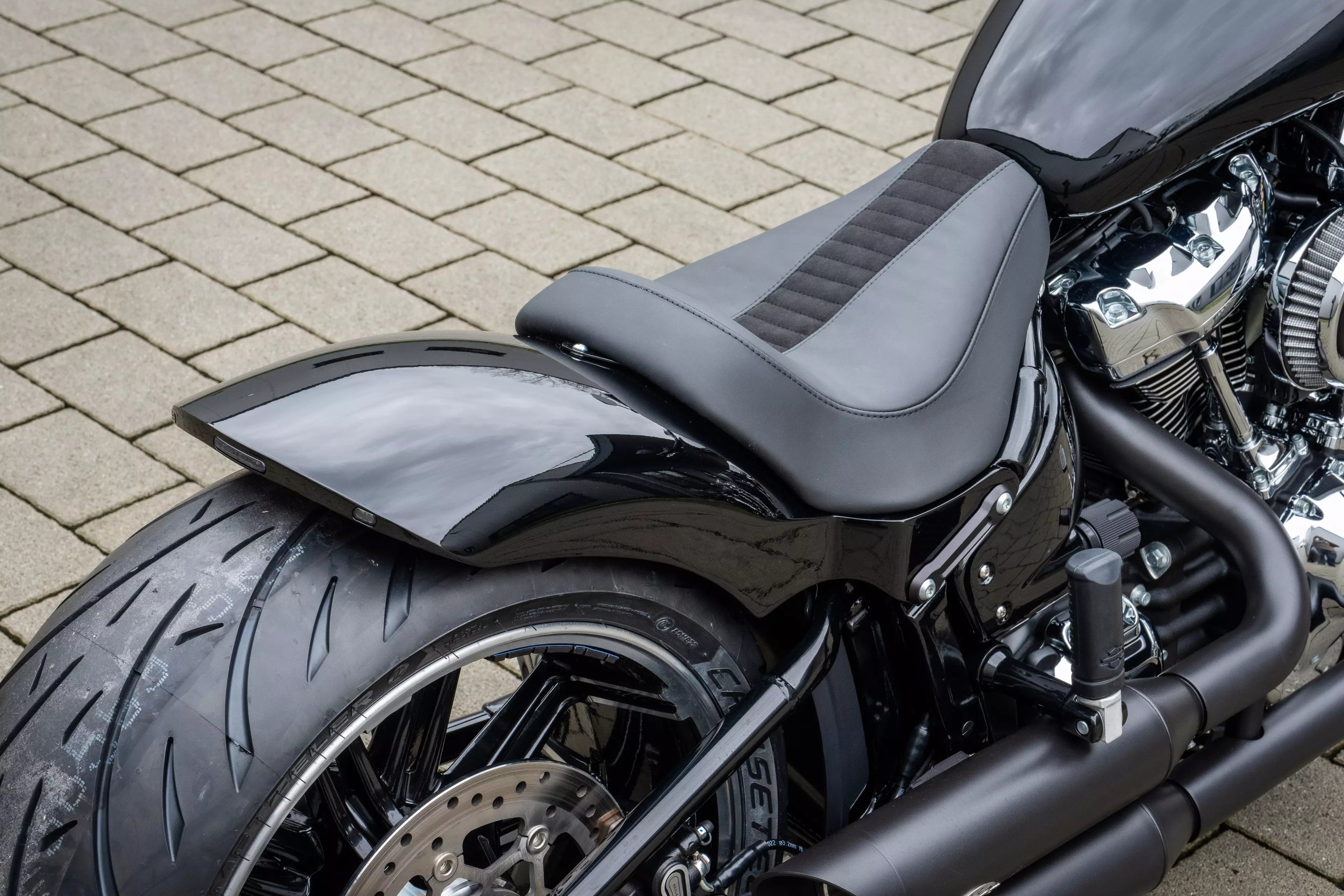 Thunderbike Einzelsitz Echtleder schwarz gesteppt (für verschiedene Modelle)